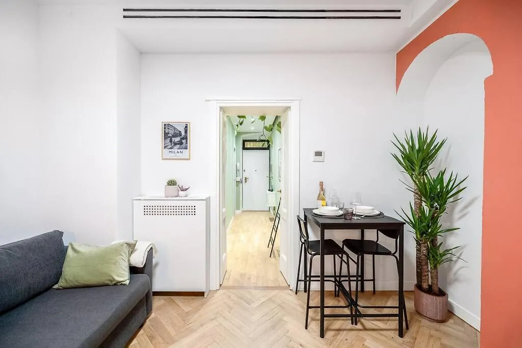 Peachtree Splendido Apt Nel Cuore Di Brera Milan 0*,  Italy