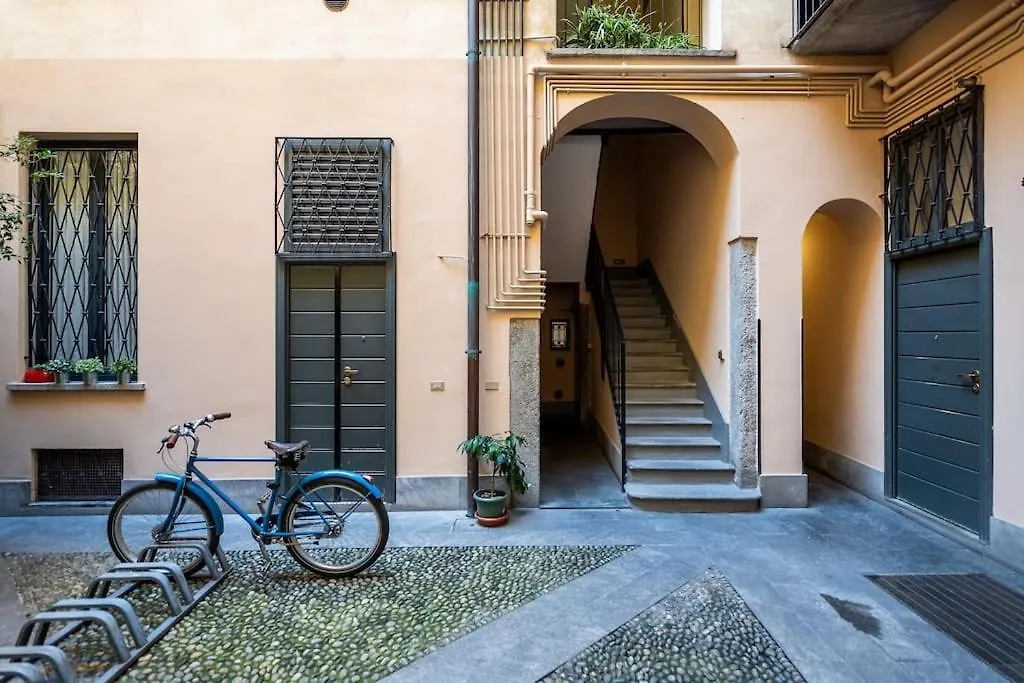 Peachtree Splendido Apt Nel Cuore Di Brera Milan Apartment